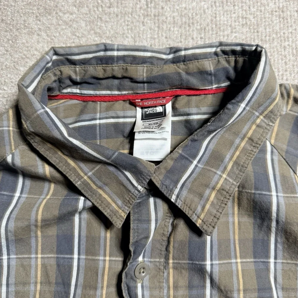 The North Face Men's XL Long Sleeve Multicolor‎ Green Gray Plaid Button Down